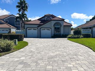 12854 Touchstone Place, Palm Beach Gardens, FL 33418