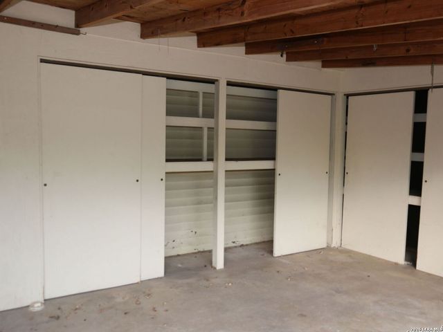 7170 Rolling, San Antonio, TX 78227