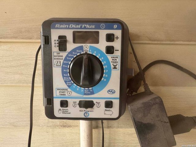 7170 Rolling, San Antonio, TX 78227