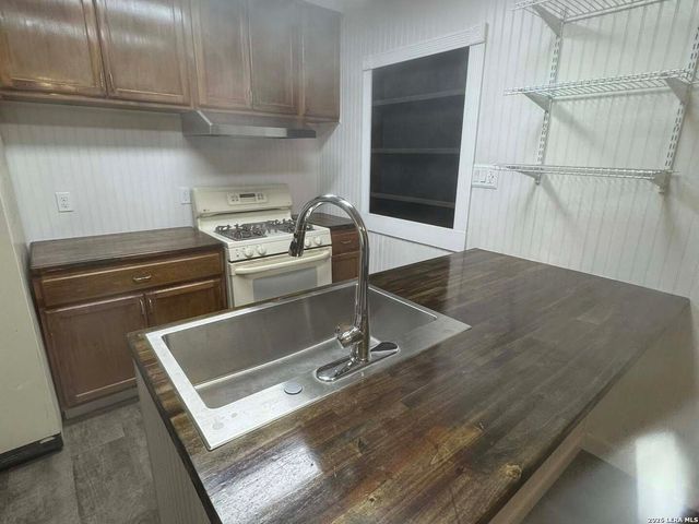 7170 Rolling, San Antonio, TX 78227