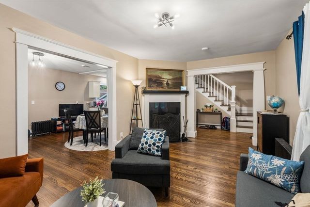 38 Manchester Ter, Springfield, MA 01108