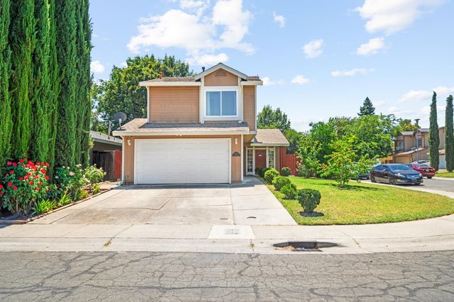 950 Rancho Roble Way, Sacramento, CA 95834