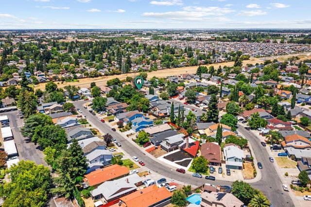 950 Rancho Roble Way, Sacramento, CA 95834