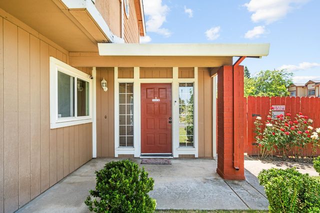 950 Rancho Roble Way, Sacramento, CA 95834
