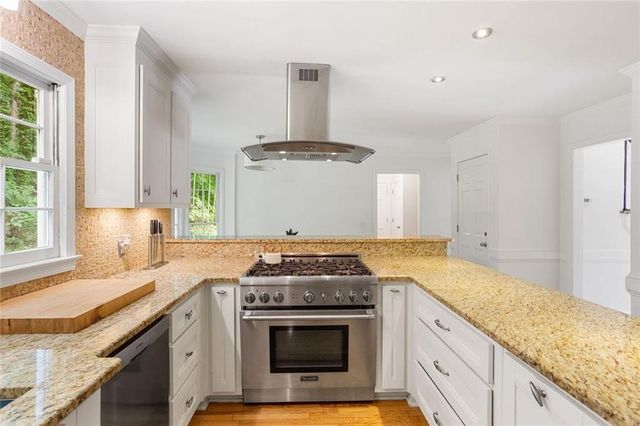 3916 Morris Court, Peachtree Corners, GA 30092