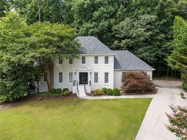 3916 Morris Court, Peachtree Corners, GA 30092