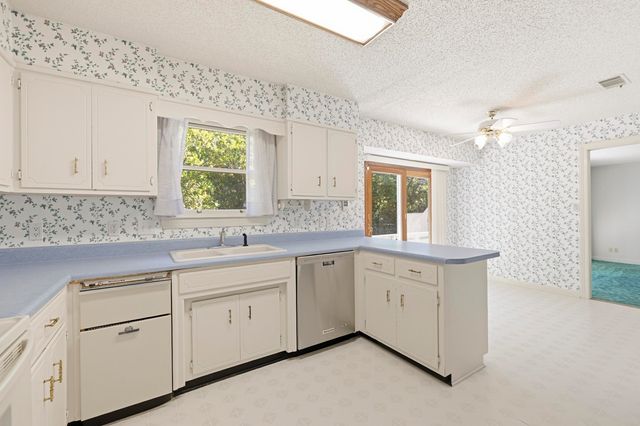 1920 Lawson Road, Tallahassee, FL 32308