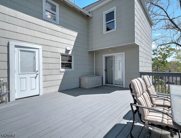 13 Hazel Ave, Livingston Twp., NJ 07039