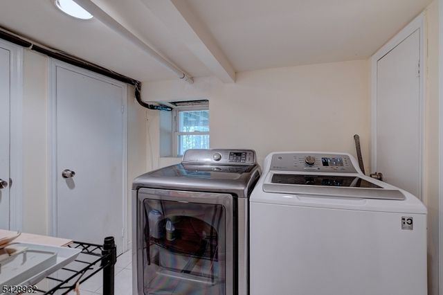 13 Hazel Ave, Livingston Twp., NJ 07039