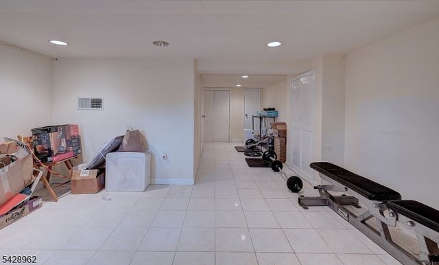 13 Hazel Ave, Livingston Twp., NJ 07039