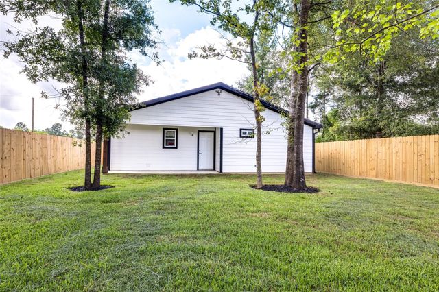 7067 Road 5913 10, Cleveland, TX 77327