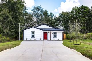 7067 Road 5913 10, Cleveland, TX 77327