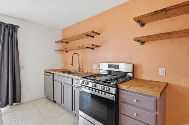 1331 Barbara Drive, Vista, CA 92084