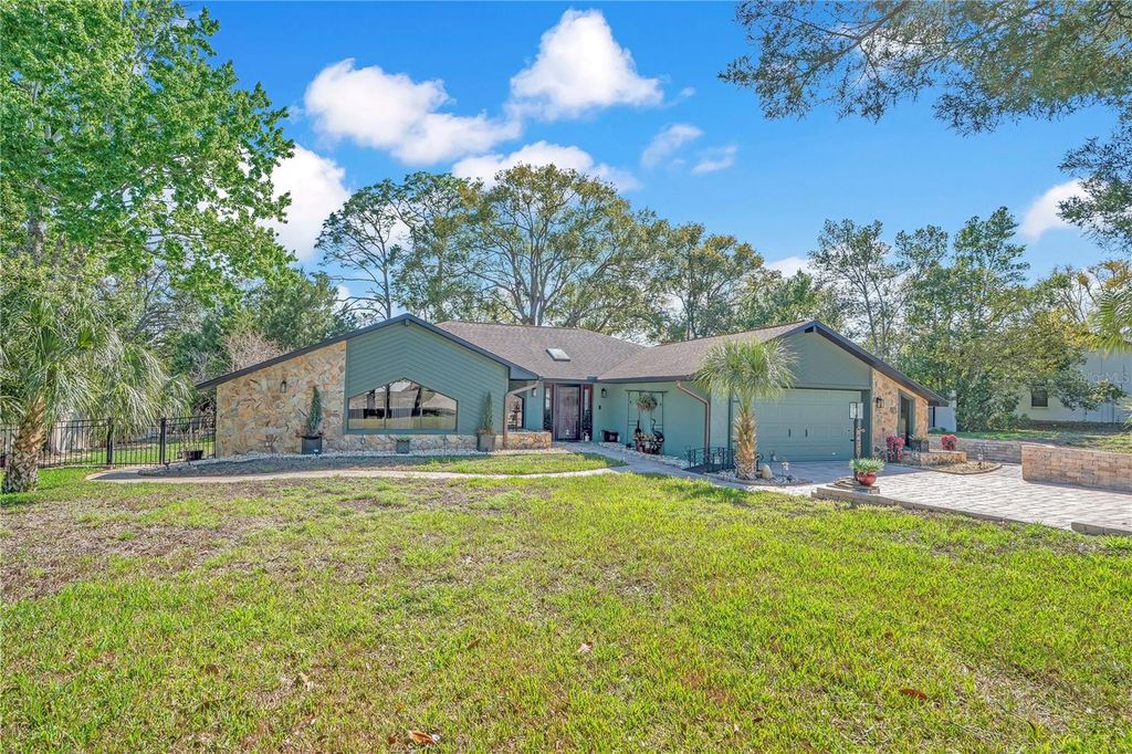 8431 DELAWARE DRIVE, Weeki Wachee, FL 34607