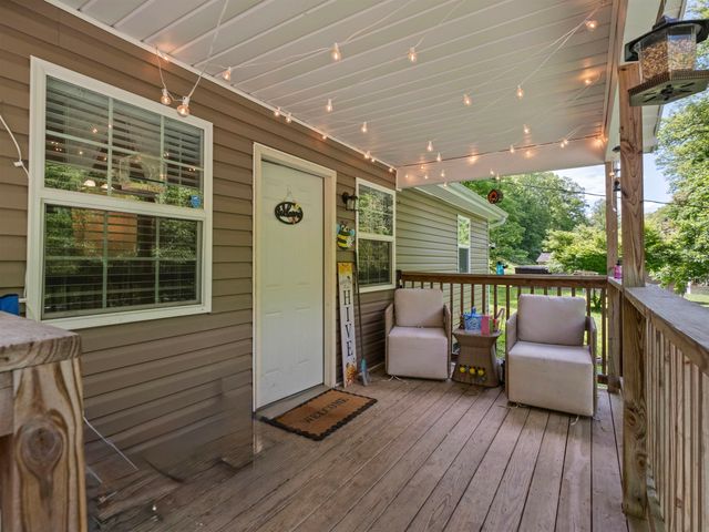 7000 Blue Sulphur Road, Ona, WV 25345