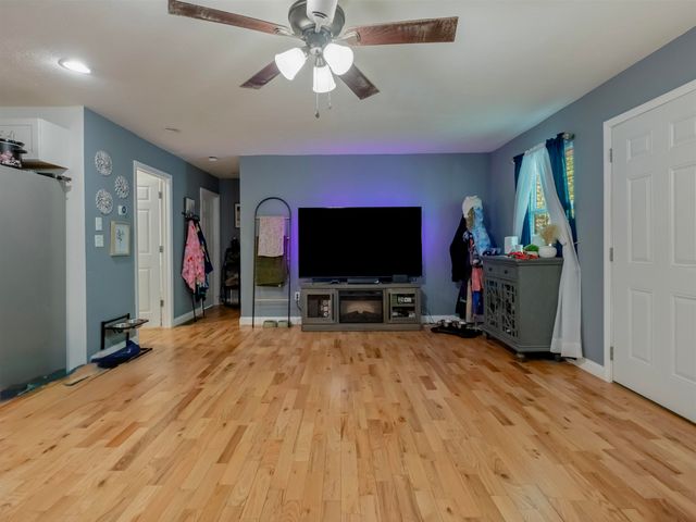 7000 Blue Sulphur Road, Ona, WV 25345