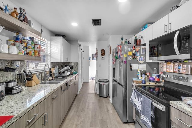 3055 NW 23rd Ave, Miami, FL 33142