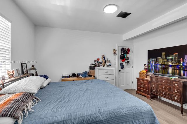 3055 NW 23rd Ave, Miami, FL 33142