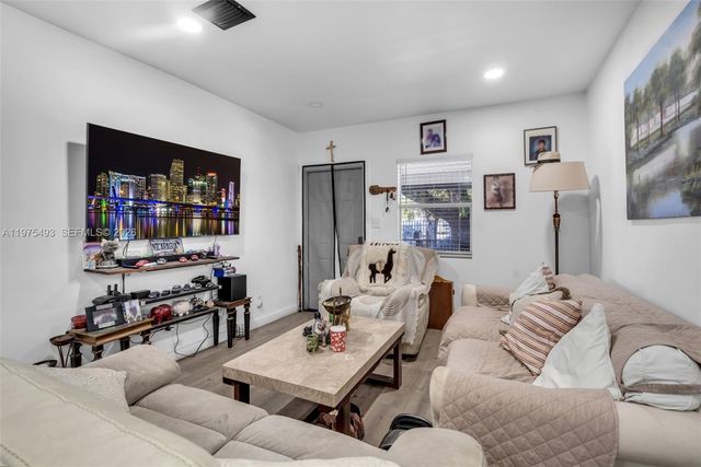 3055 NW 23rd Ave, Miami, FL 33142