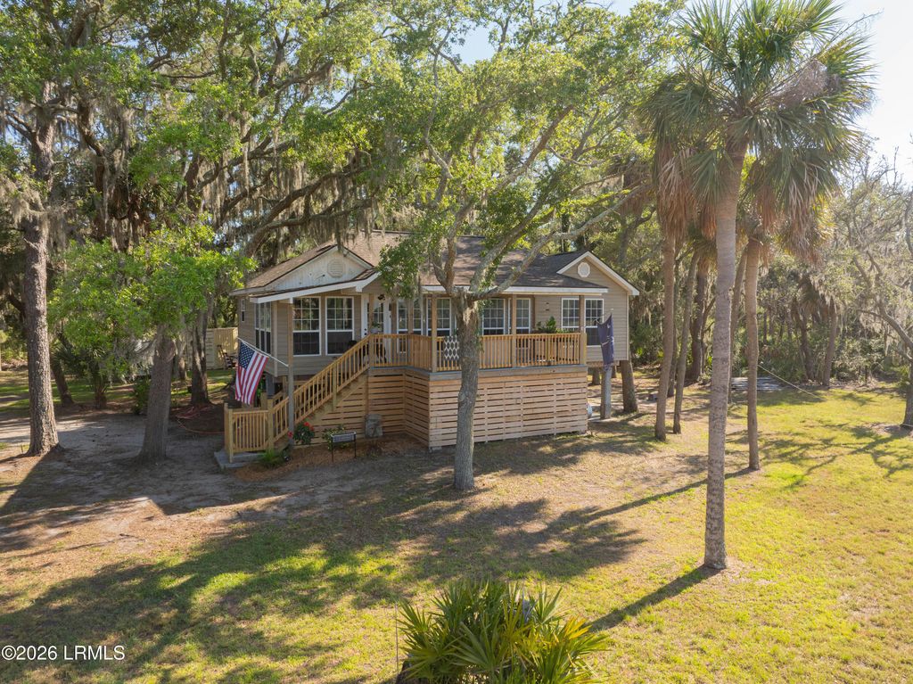 100 Little Horse Island Drive, St. Helena Island, SC 29920