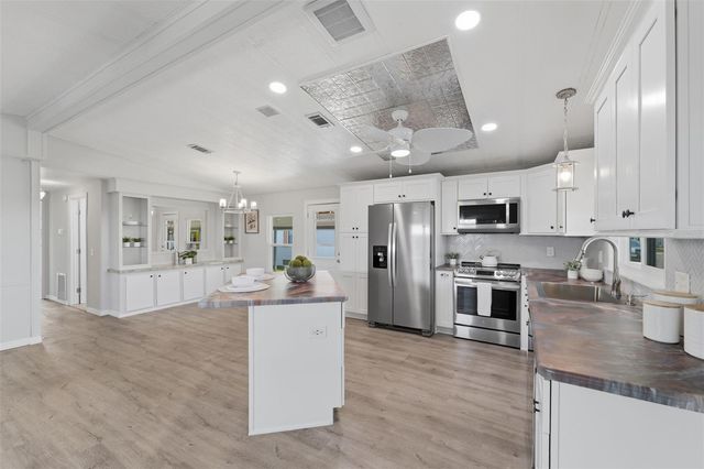 2116 KONA DRIVE, Holiday, FL 34691