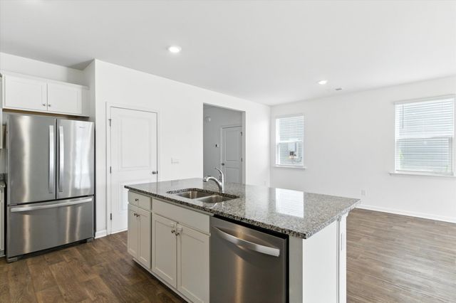 323 Bear Paw Lane, Summerville, SC 29486