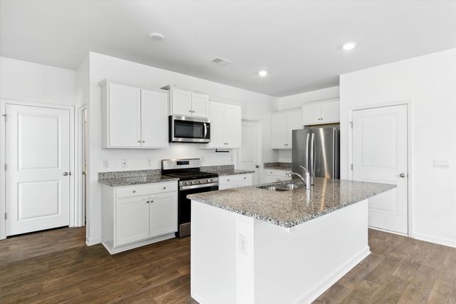 323 Bear Paw Lane, Summerville, SC 29486