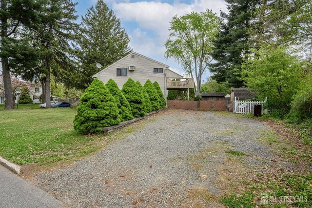 214 Colonia Boulevard, Colonia, NJ 07067