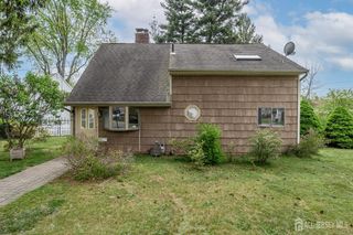 214 Colonia Boulevard, Colonia, NJ 07067