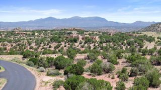 218 Meadows Road, Placitas, NM 87043