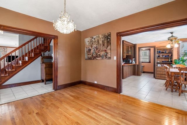 7 Everett Street, Stoneham, MA 02180