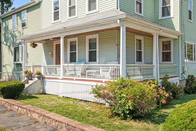 7 Everett Street, Stoneham, MA 02180