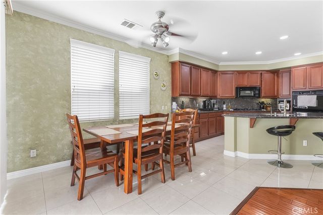 5764 Territory Lane, Eastvale, CA 92880