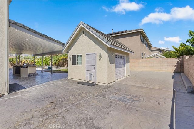 5764 Territory Lane, Eastvale, CA 92880