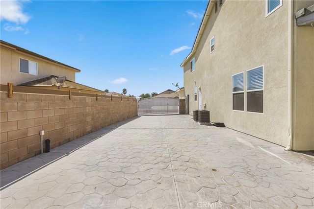 5764 Territory Lane, Eastvale, CA 92880