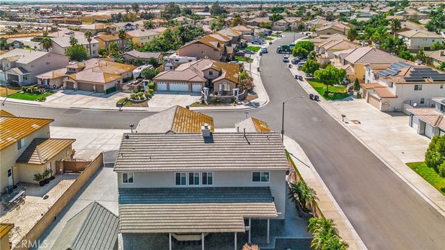 5764 Territory Lane, Eastvale, CA 92880