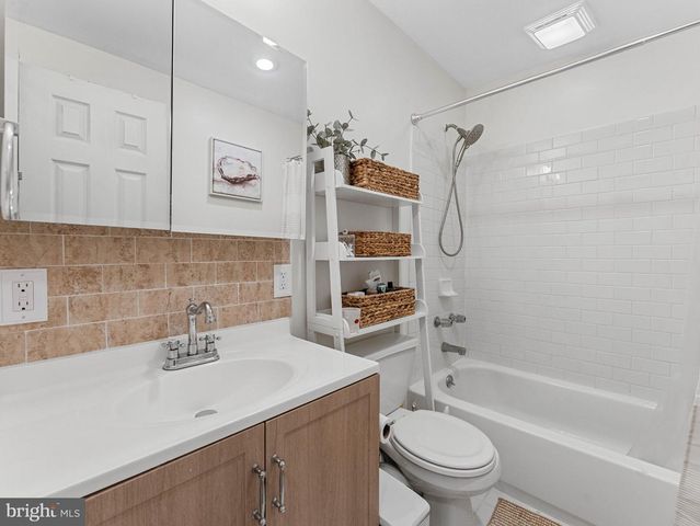 1623 LATONA ST, Philadelphia, PA 19146