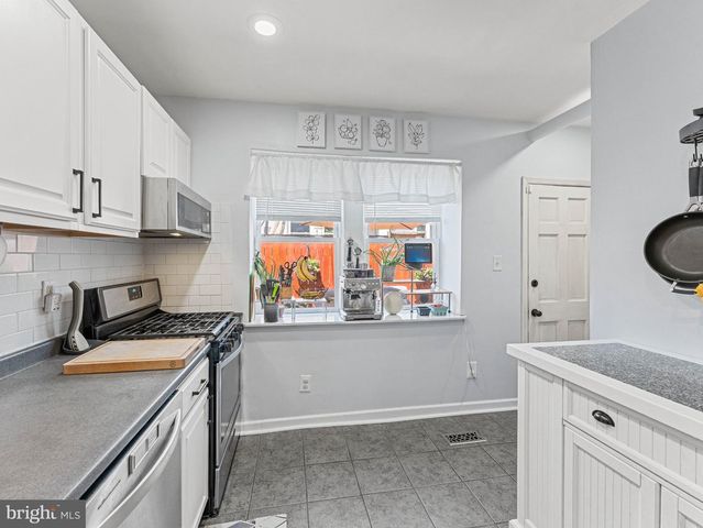 1623 LATONA ST, Philadelphia, PA 19146