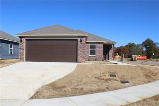 1078 E Sparrow Circle, Fayetteville, AR 72701