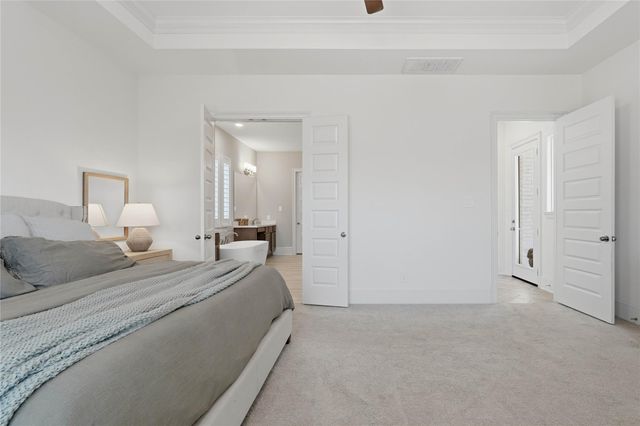 318 Calmato Woods Way, Conroe, TX 77318