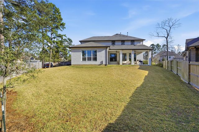 318 Calmato Woods Way, Conroe, TX 77318