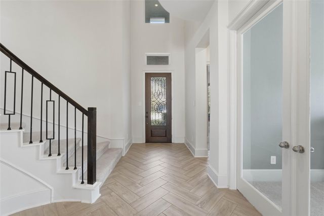 318 Calmato Woods Way, Conroe, TX 77318