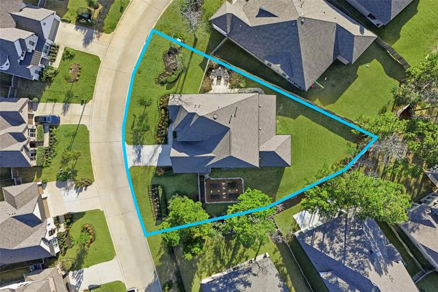 318 Calmato Woods Way, Conroe, TX 77318