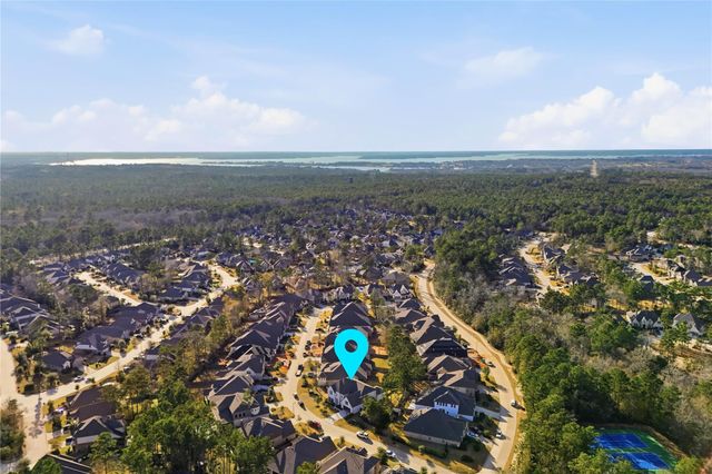 318 Calmato Woods Way, Conroe, TX 77318