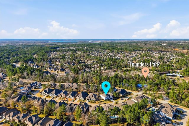 318 Calmato Woods Way, Conroe, TX 77318