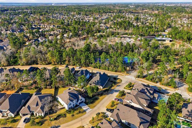 318 Calmato Woods Way, Conroe, TX 77318
