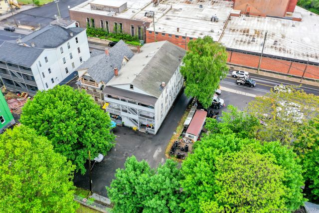 915 South Main Street 2S Rear, Waterbury, CT 06706