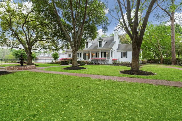 1400 County Road 2094, Liberty, TX 77575