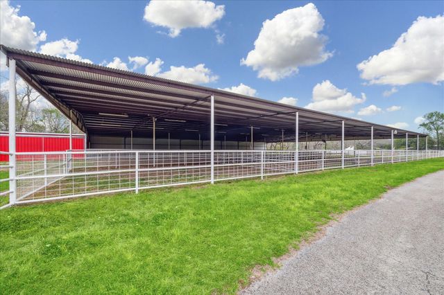 1400 County Road 2094, Liberty, TX 77575