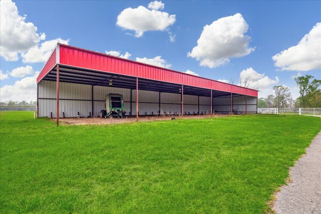 1400 County Road 2094, Liberty, TX 77575